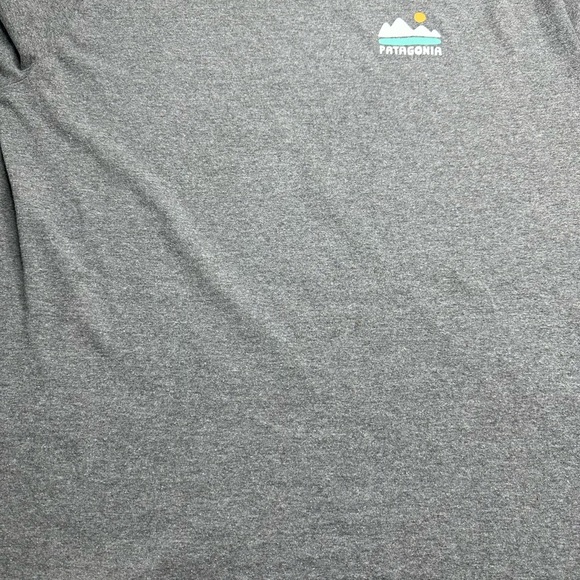 Patagonia Men’s T-Shirt – “Fed Up With Meltdown” Graphic – Size XL - Picture 4 of 4